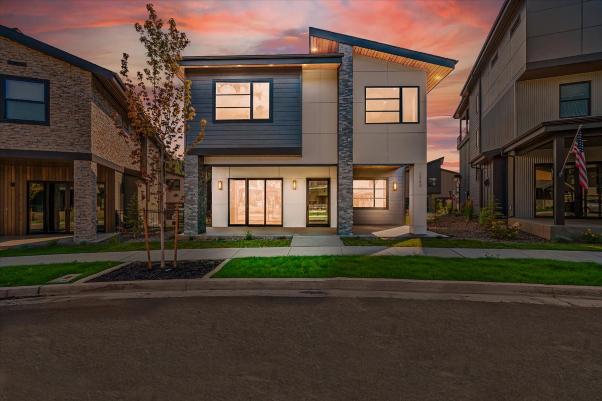 03-Front of home twilight