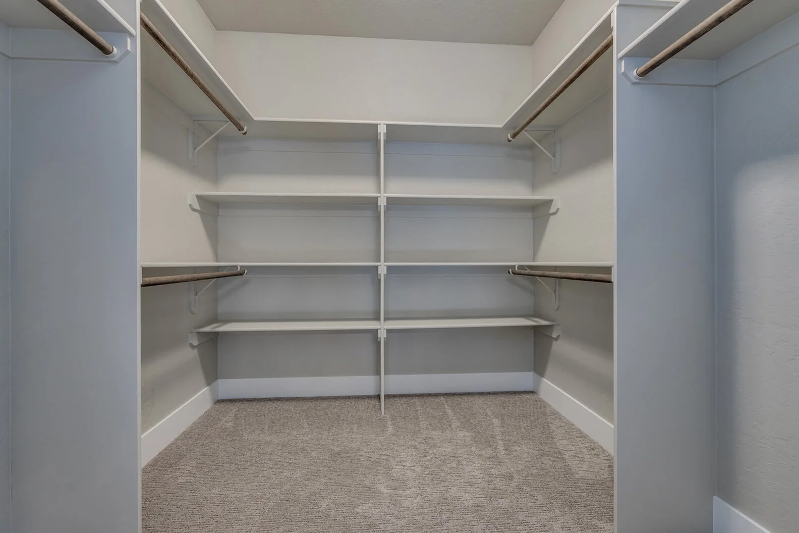 luxury walk in closet